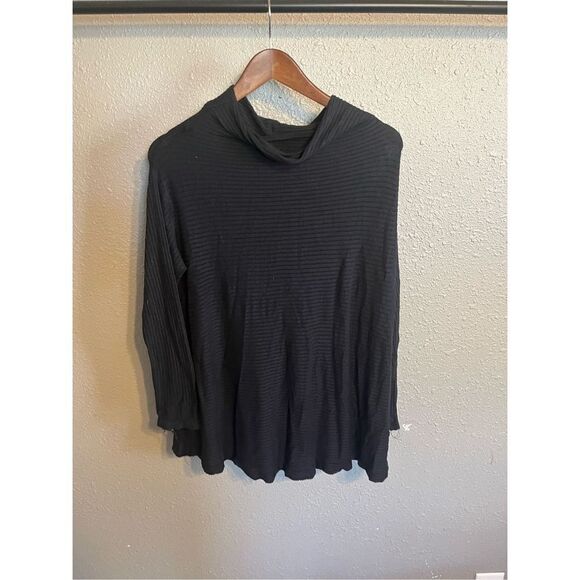 Free People Black Knit Cut Out Top Shirt Tunic Sz Large Open Back - Picture 1 of 4